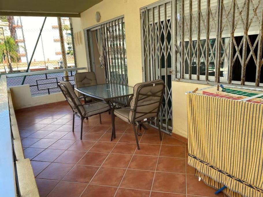 Magnifico Apartamento En La Carihuela, Torremolino Torremolinos Exterior photo